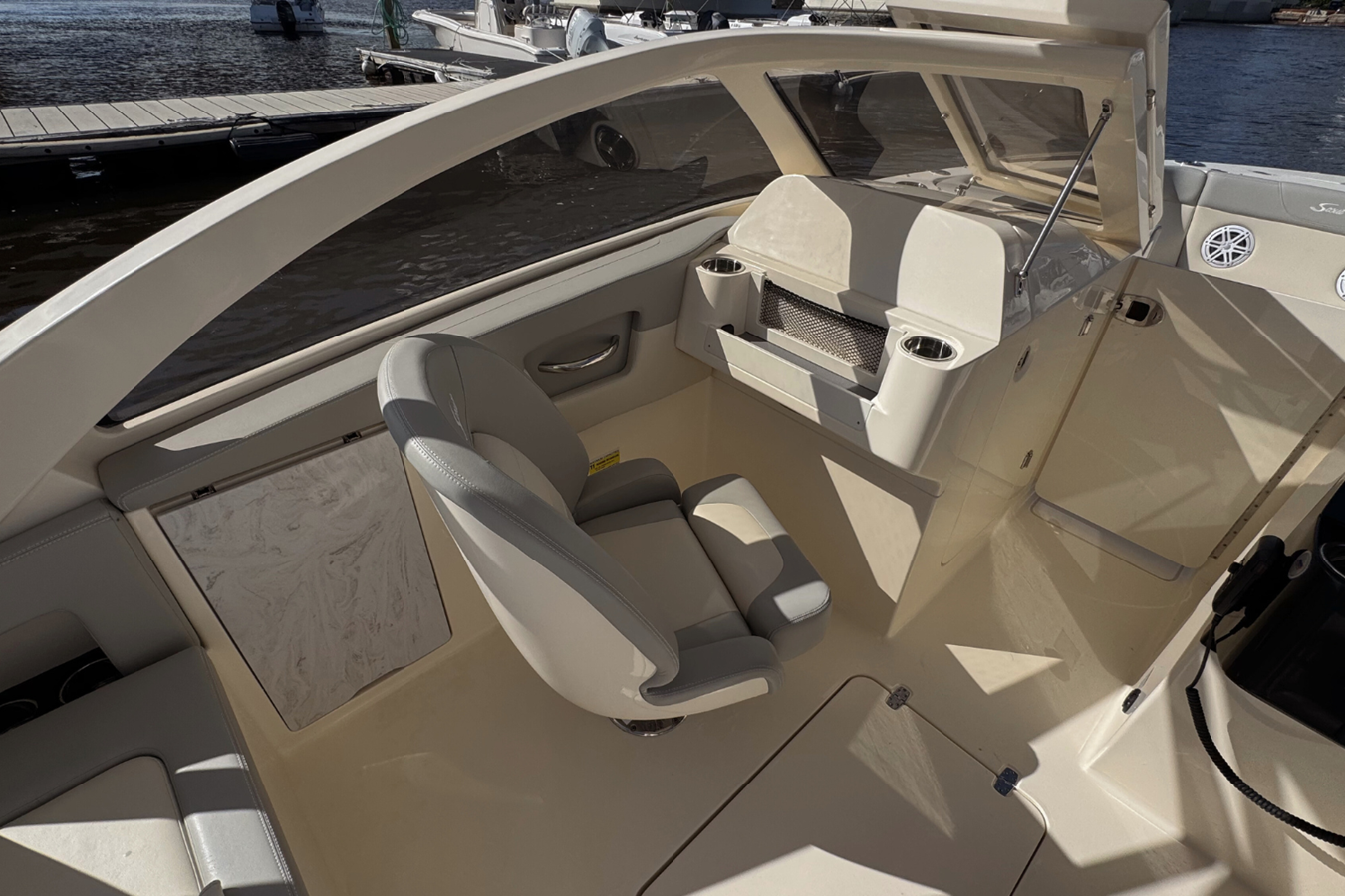 2024 Scout 240 Dorado 8