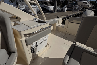 Scout 240 Dorado 5 2024 Scout 240 Dorado 6
