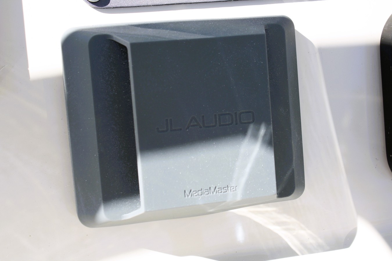 2026 Boston Whaler 210 Montauk 21