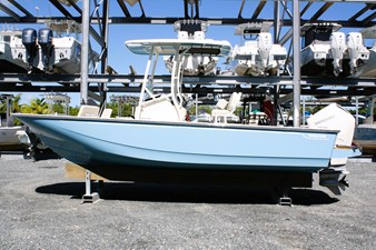 2026 Boston Whaler 210 Montauk 8
