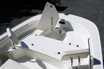 2026 Boston Whaler 210 Montauk 30