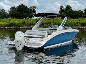 Sea Ray 270 SDX OUTBOARD 1 2024 Sea Ray 270 SDX OUTBOARD 2