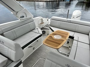 Sea Ray 270 SDX OUTBOARD 9 2024 Sea Ray 270 SDX OUTBOARD 10