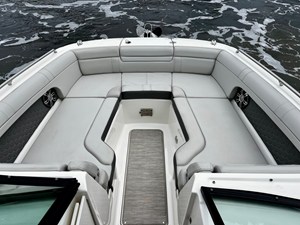Sea Ray 270 SDX OUTBOARD 10 2024 Sea Ray 270 SDX OUTBOARD 11