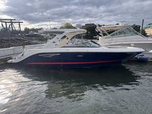 Sea Ray SLX 310 1 2022 Sea Ray SLX 310 2