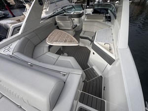 Sea Ray SLX 310 8 2022 Sea Ray SLX 310 9