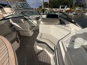 Sea Ray SLX 310 11 2022 Sea Ray SLX 310 12