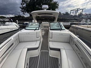 Sea Ray SLX 310 22 2022 Sea Ray SLX 310 23