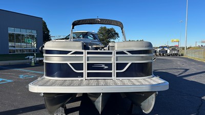 2027 Bennington 22SSR 7