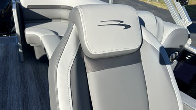 2027 Bennington 22SSR 23