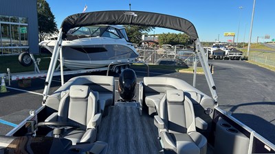 2027 Bennington 22SSR 24