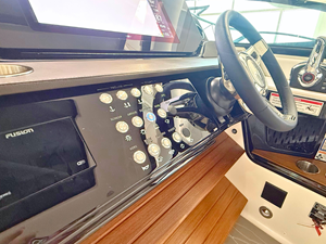 Sea Ray Sundancer 370 26 2027 Sea Ray Sundancer 370 27