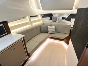 Sea Ray Sundancer 370 30 2027 Sea Ray Sundancer 370 31