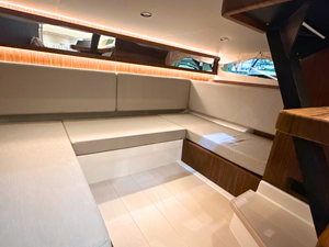 Sea Ray Sundancer 370 38 2027 Sea Ray Sundancer 370 39