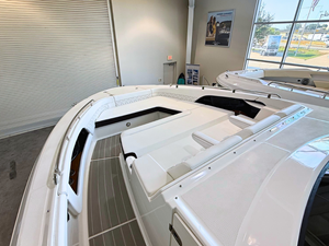 Sea Ray Sundancer 370 47 2027 Sea Ray Sundancer 370 48