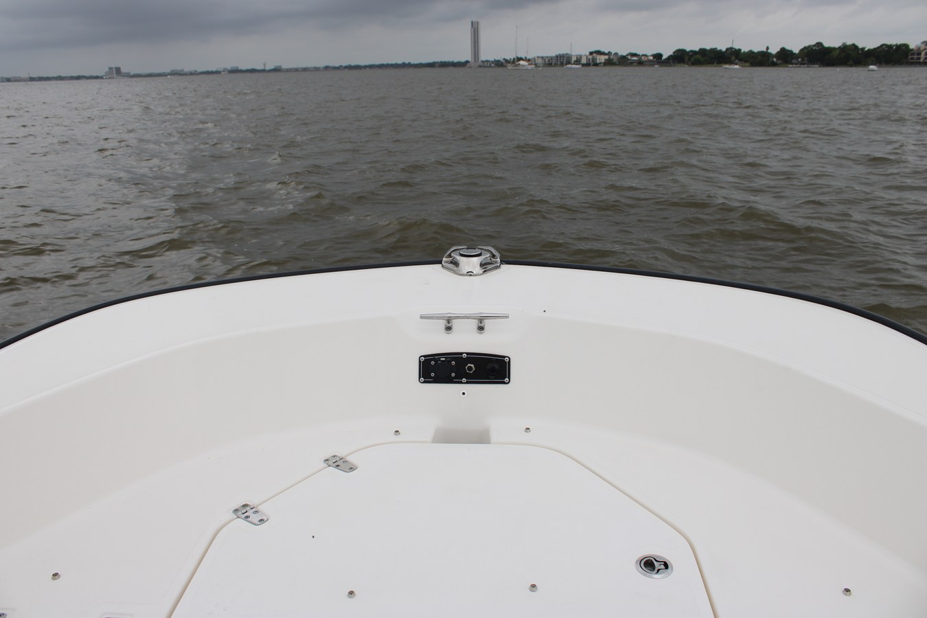 2026 Boston Whaler 190 Montauk 23