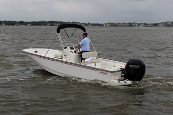 Boston Whaler 190 Montauk 1 2026 Boston Whaler 190 Montauk 2