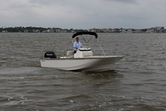 2026 Boston Whaler 190 Montauk 8