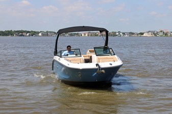 Sea Ray SDX 290 8 2026 Sea Ray SDX 290 9
