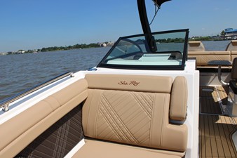 Sea Ray SDX 290 15 2026 Sea Ray SDX 290 16