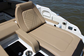 Sea Ray SDX 290 30 2026 Sea Ray SDX 290 31