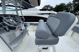 2026 Boston Whaler 230 Outrage 24