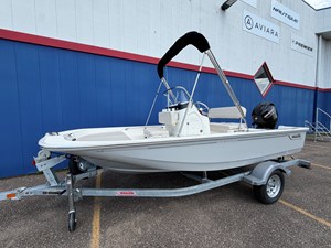Boston Whaler 150 Montauk 3 2027 Boston Whaler 150 Montauk 4