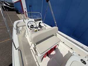 2027 Boston Whaler 150 Montauk 11