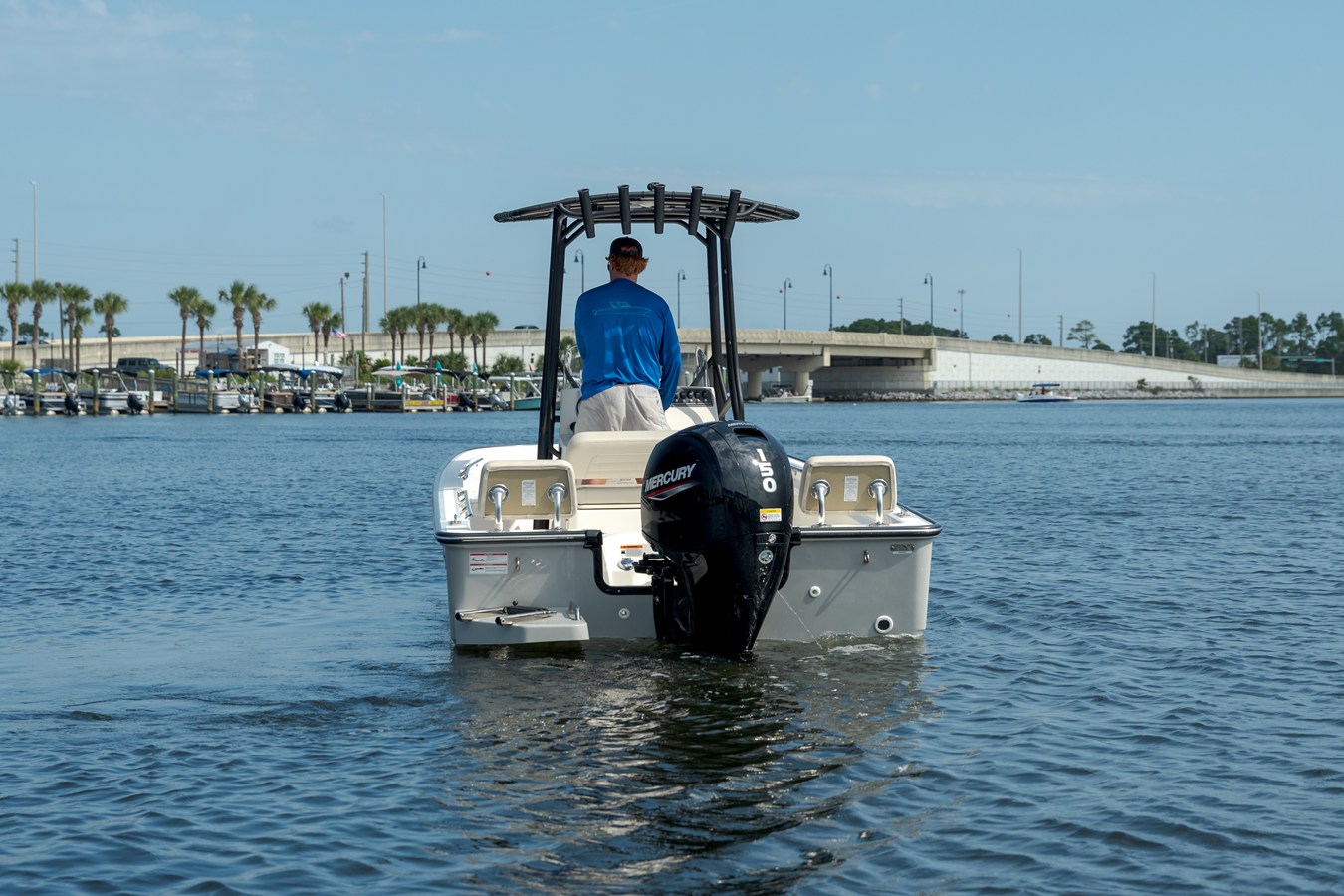 2026 Boston Whaler 190 Montauk 3