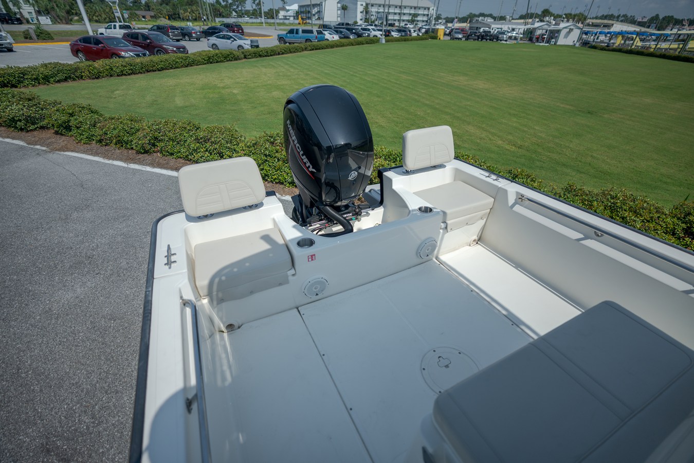 2026 Boston Whaler 190 Montauk 25