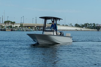 2026 Boston Whaler 190 Montauk 8