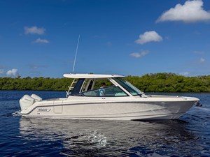 Boston Whaler 330 Vantage 6 2027 Boston Whaler 330 Vantage 7