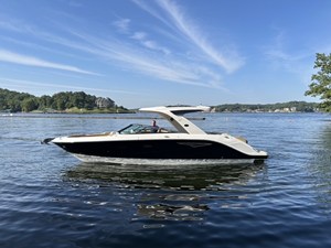 Sea Ray SLX 310 0 2027 Sea Ray SLX 310 1