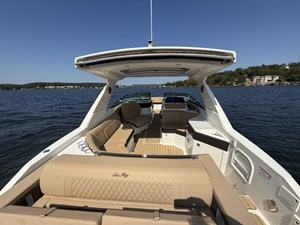 Sea Ray SLX 310 9 2027 Sea Ray SLX 310 10