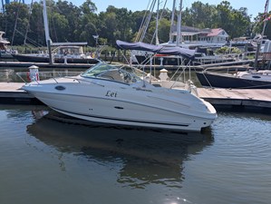 2007 Sea Ray 240 SUNDANCER 35