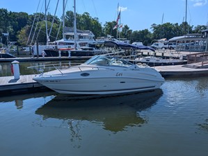 2007 Sea Ray 240 SUNDANCER 36