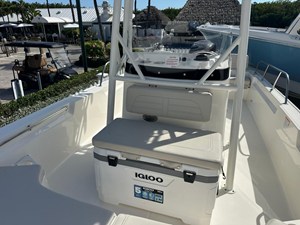 2026 Boston Whaler 190 Montauk 18