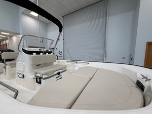 Boston Whaler 170 Montauk 3 2027 Boston Whaler 170 Montauk 4