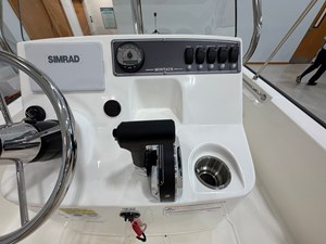 2027 Boston Whaler 170 Montauk 20