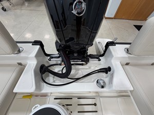 2027 Boston Whaler 170 Montauk 27