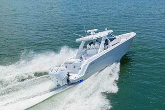 Intrepid 35 PANACEA 40 2026 Intrepid 35 PANACEA 41