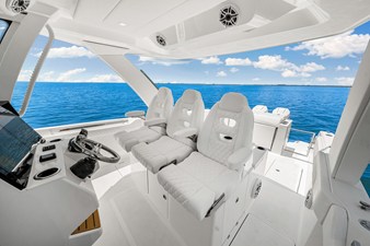Intrepid 35 PANACEA 59 2026 Intrepid 35 PANACEA 60