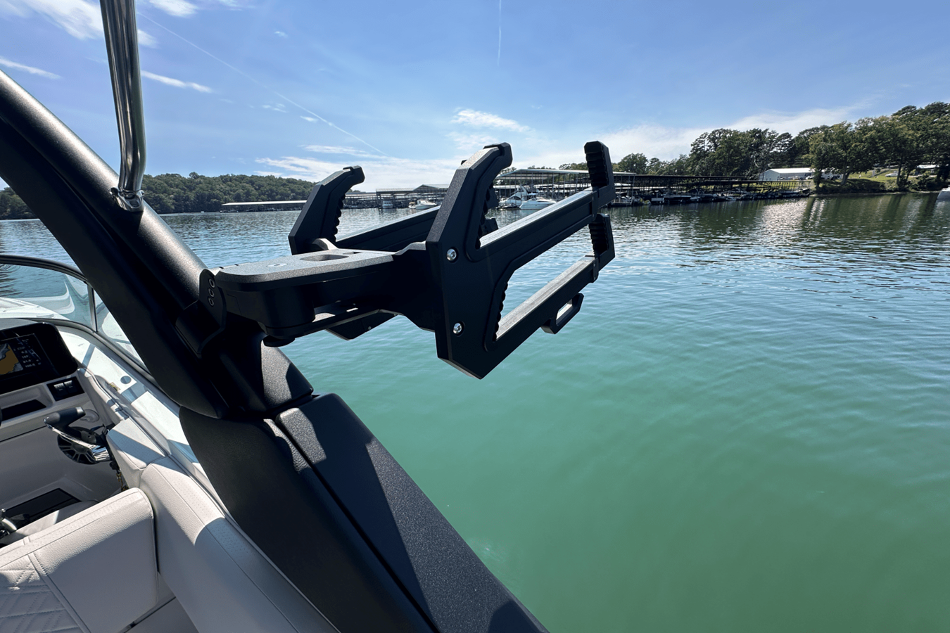 2026 Sea Ray SDX 230 Surf 27