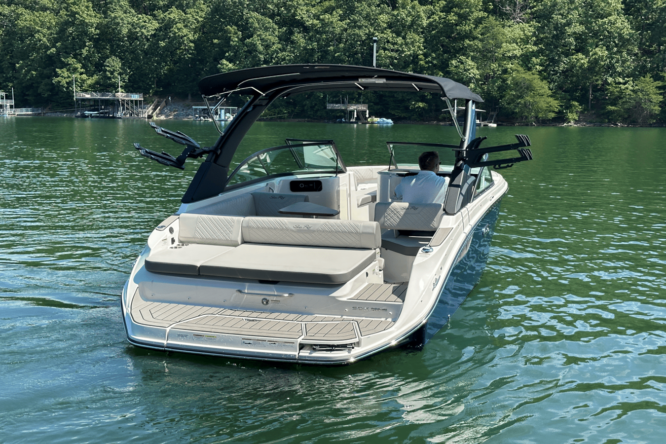 2026 Sea Ray SDX 230 Surf 35