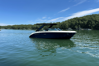 2026 Sea Ray SDX 230 Surf 33
