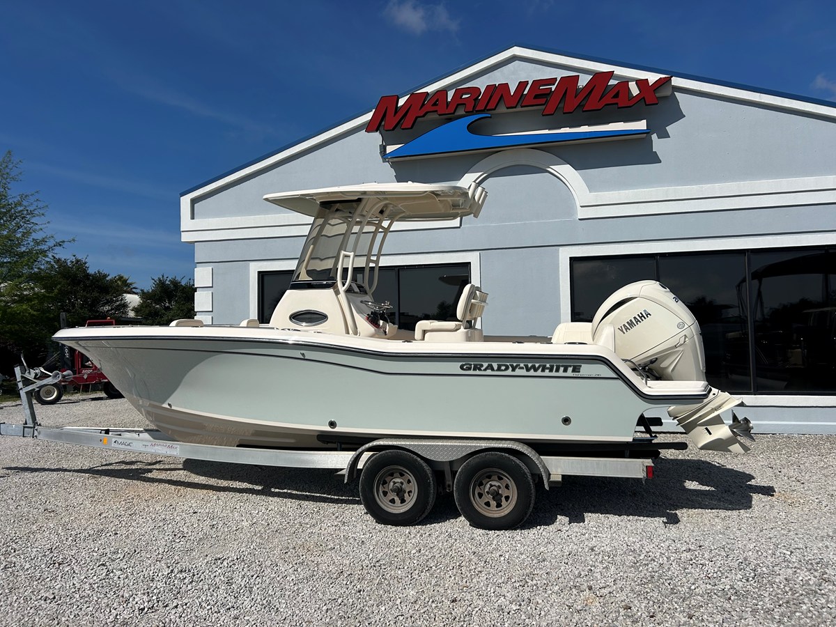2026 Grady-White Fisherman 216 5