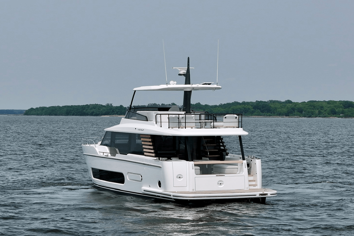 2026 Azimut Magellano 60 11