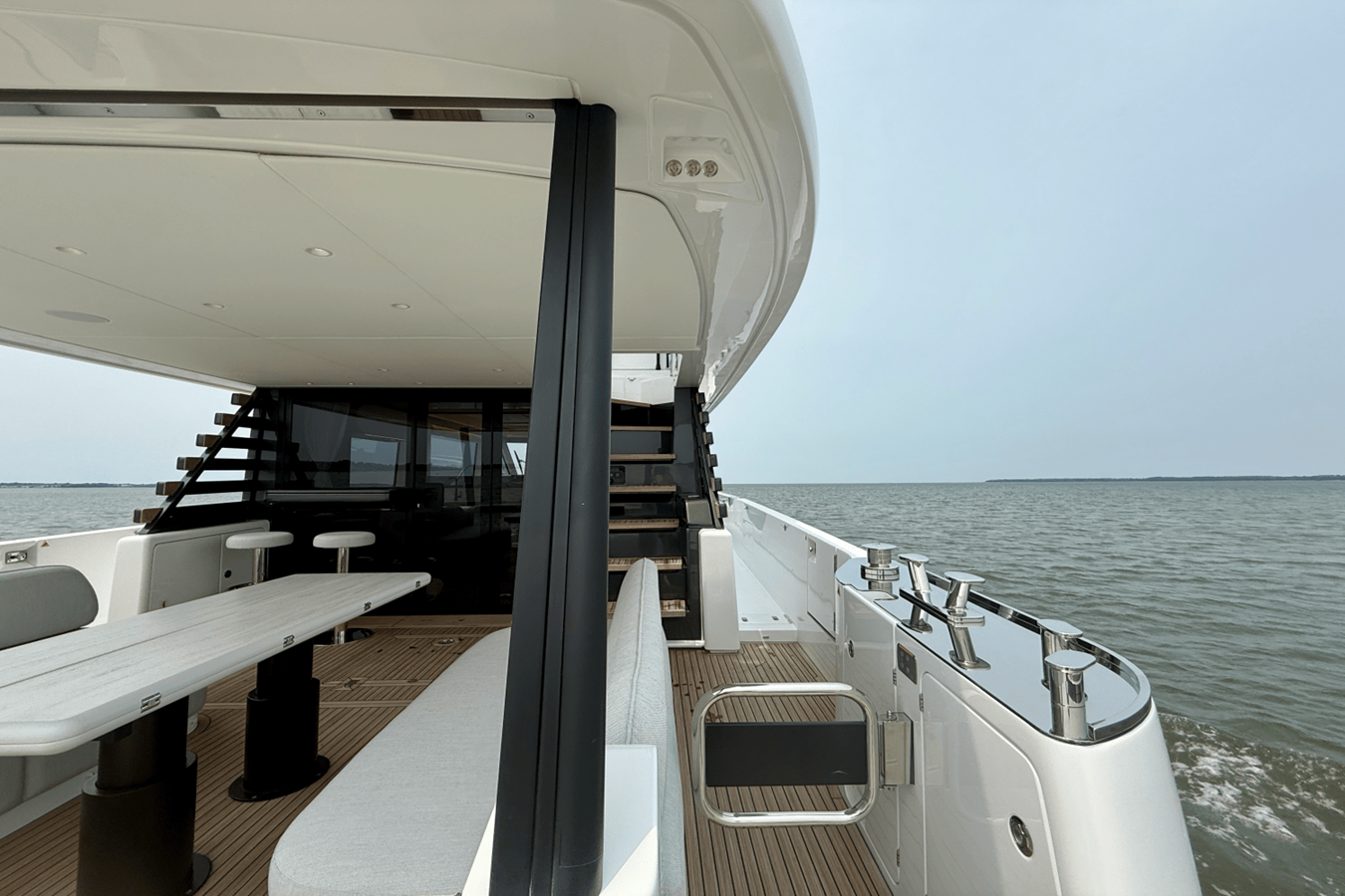 2026 Azimut Magellano 60 23