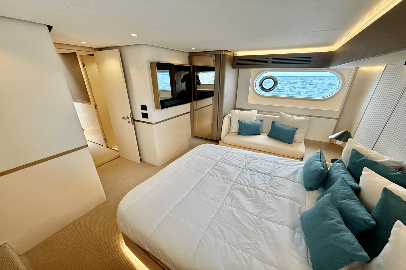 2026 Azimut Magellano 60 61