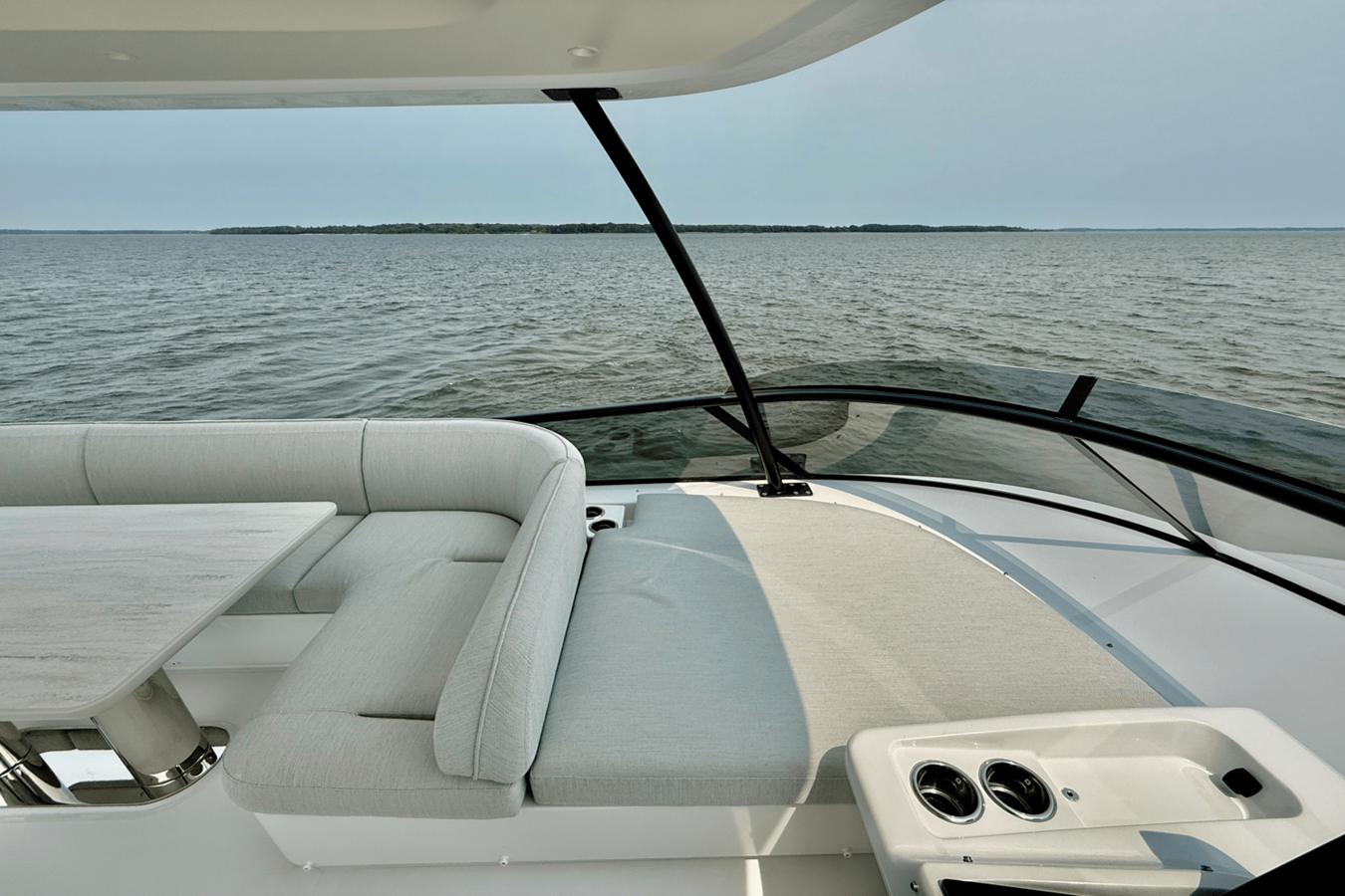 2026 Azimut Magellano 60 82